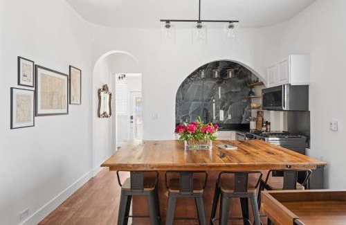 Downtown Reno House | Min From Unr, Downtown & Hospitals Ev Charger