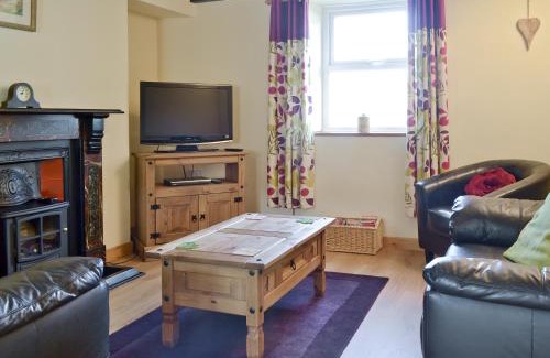 Nefyn House | Minallt