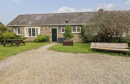 Haverfordwest Cottage | MINCORN COTTAGE, pet friendly, character holiday cottage in Roch