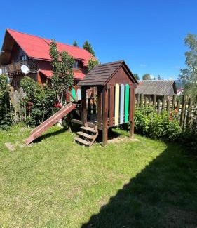 Yablunytsya House | Mini Cottage