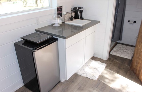 Glendale House | Mini Farmhouse Style Container Home #2