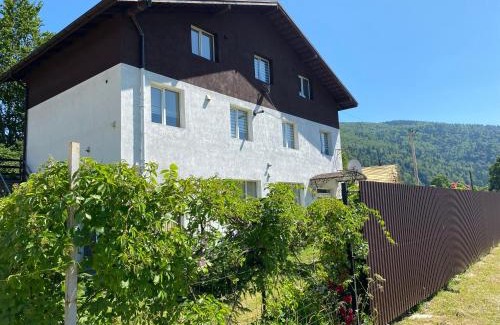 Mykulychyn Hotel | Mini-Hotel Serpanok