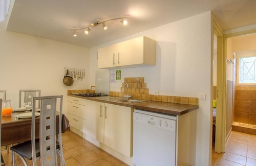 San-Gavino-di-Carbini Villa | Mini semi-detached villa in residence with heated pool, air conditioning and wifi