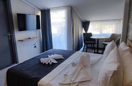 Atasehir Hotel | Minimalist Suit Otel