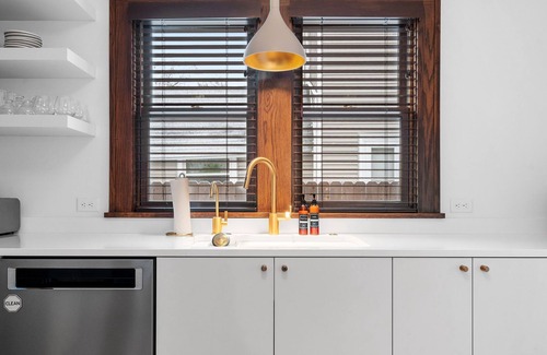 Carag House | MINNeSTAY* Colfax Commons