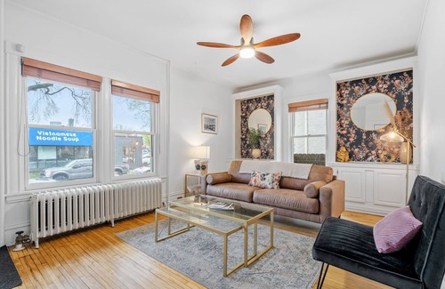 Whittier House | MINNeSTAY | Eat Street Suites