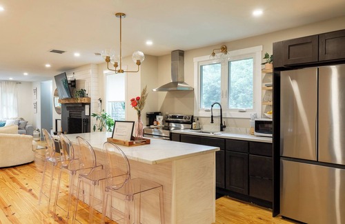 Accord House | Minnewaska creek house: Jacuzzi, BBQ, Firepit, WFH