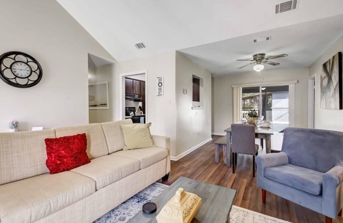 Savannah House | Mins to Downtown & Islands! Robinhood Cottage