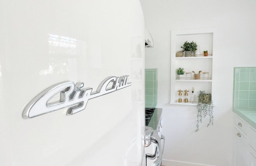 Encinitas Cottage | MINT COTTAGE WALK TO MOONLIGHT BEACH