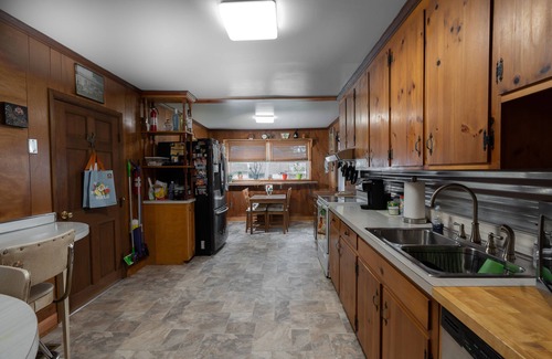 Williamsburg House | Minutes from Busch Gardens-Water Country-Colonial Williamsburg-William&Mary