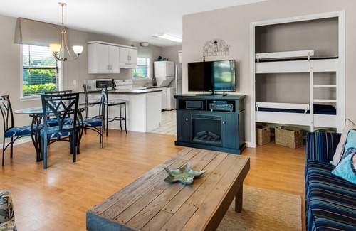 Seagrove Beach Condo | Minutes from the Beach, Ground Floor Unit, 2 Pools + Free Attraction Tickets!