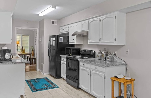 Highlands - Perkins House | Minutes from Tiger Stadium! South Campus Hideaway