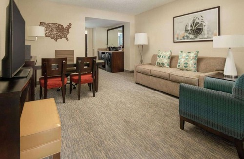 Renton House | Minutes from transit and Sea-Tac Airport