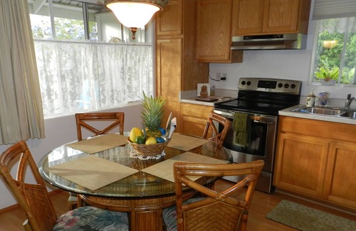 Kamuela Cottage | Minutes to Best Beaches (Kohala Coast) "Just For Two" Seeking Comfort & Privacy