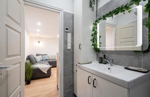 District IX Apartment | Mira Holiday Apartment