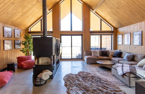 Saint Ferreol les Neiges Ski Chalet | Mira - Modern Chalet for 23 people - 5 bedrooms