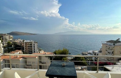 Sarande Apartment | Miramare