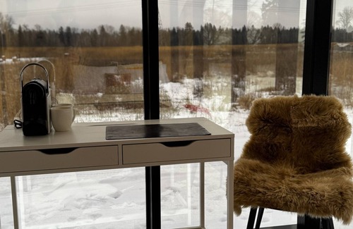 Kalispell Cabin | Mirror House! Near Glacier Park & Airport, 360° Mtn Views, River Access-Cabin A