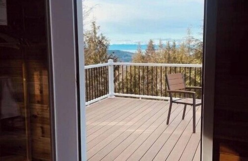 Port Angeles Cabin | Misty mountain retreat cabin - Pod B