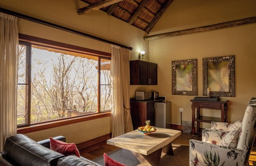 Mookgopong Cabin | Mmakuba Private Game Lodge