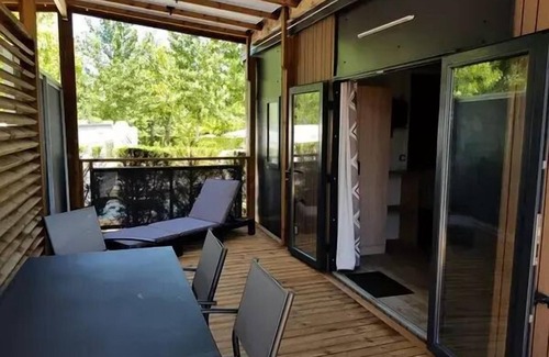 Sadirac House | Mobil-Home Acacia 3 Rooms 4 People Air-conditioned + TV 2sdb