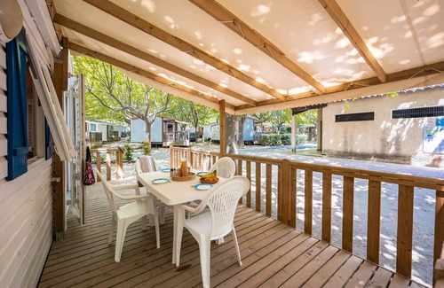Cagnes-sur-Mer House | Mobil-home | Classic XL | 2 Ch. | 4/6 pers. | Raised terrace | A/C