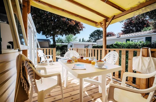 Carnac House | Mobil-home | Classic XL | 2 Ch. | 4/6 pers. | Elevated terrace | A/C