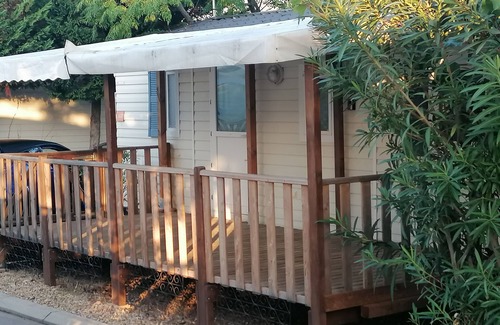 Vic-la-Gardiole House | MOBIL-HOME COSY -CLIMATISE - 6 PERS - CAMPING 4* - LES SALINS DE LA GARDIOLE