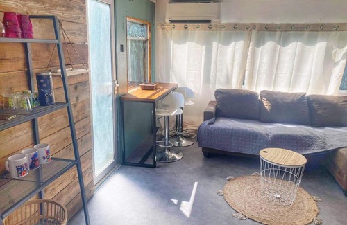 St.-Remy-de-Provence Other | Mobil home Bohème avec jacuzzi