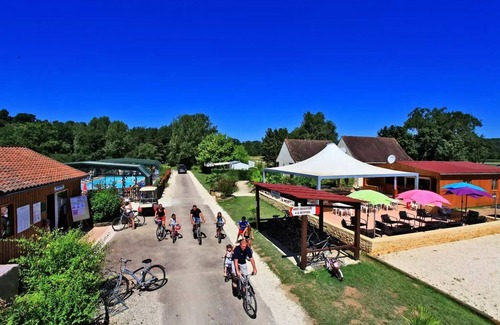 Carsac-Aillac House | Mobil home GIRONDE CONFORT CLIM TV 2ch 4 persons