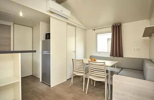 Carnac House | Mobil-home | Premium Azure | 2 Bedrooms | 4 sleeps | Raised terrace | A/C | TV