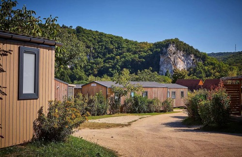 Domme House | Mobil-home | Ultimate | 3 Ch. | 6 pers. | Terrace Lounge | A/C | TV