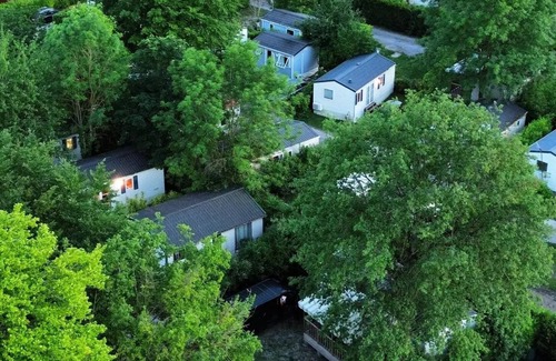 Angicourt House | Mobile home - 37m² - 3 bedrooms with terrace sleeps 6
