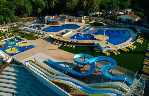 Saint-Cyprien RV Rental | mobile home (the palm tree)