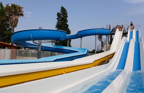 Saint-Cyprien RV Rental | mobile home (the palm tree)