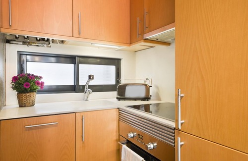 Sant Gervasi Apartment | Mobile World Congress 2 rooms with Terrace and optional parking - Free WiFi