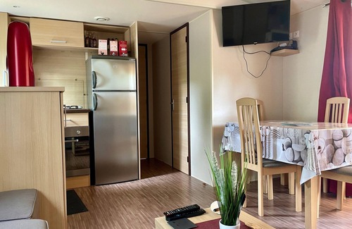 Les Mathes House | Mobilhome 3 Bedrooms 2 Bathrooms - Camping Familial JF64