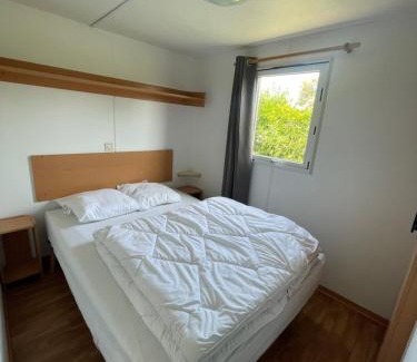 Saint-Denis-d'Oleron Other | Mobilhome sur terrain privé dans résidence les tamarins