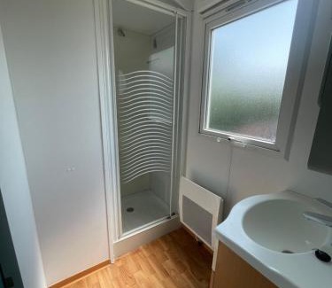 Saint-Denis-d'Oleron Other | Mobilhome sur terrain privé dans résidence les tamarins