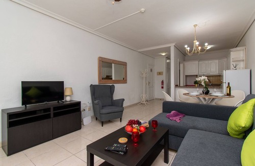 Chayofa Apartment | Modern 1 apartment with communal pool