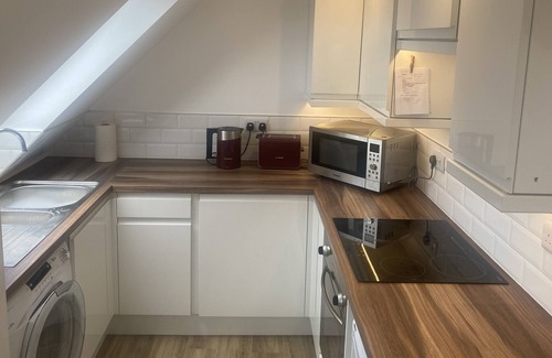 Yeovil Apartment | Modern 1 bed flat next to town center - amazing location !