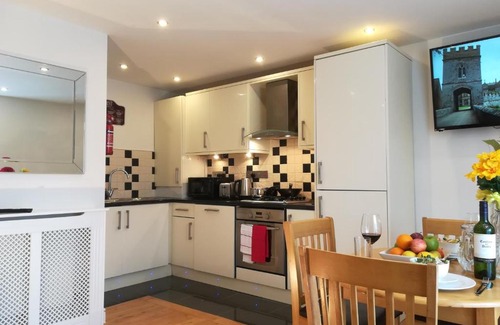 Uplands Apartment | Modern, 1 Bedroom Apartment, Uplands, Swansea