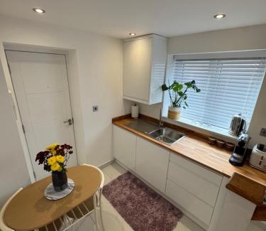 Kidlington Apartment | Modern 1 bedroom