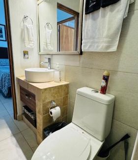 San Antonio Tlayacapan House | Modern 1 Bedroom Guesthouse - Walk to everything - Free Bikes - Huge Patio