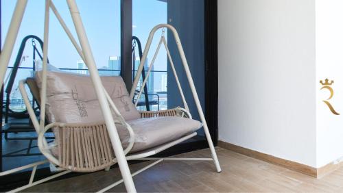 Abu Dhabi Apartment | Modern 1BR at Maryah Vista