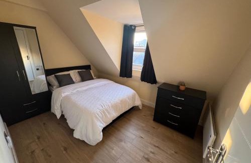 Wembley Central Apartment | Modern 1BR Flat near Wembley Stadium