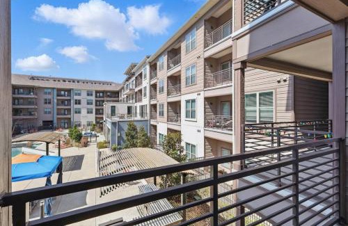 McKinney Apartment | Modern 1BR near TPC Golf Free Parking and Wifi