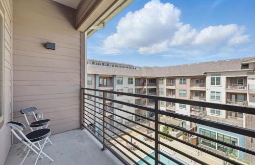 McKinney Apartment | Modern 1BR near TPC Golf Free Parking and Wifi