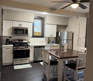 Gage Park Apartment | Modern 1BR Outdoor Space & Cozy Vibes