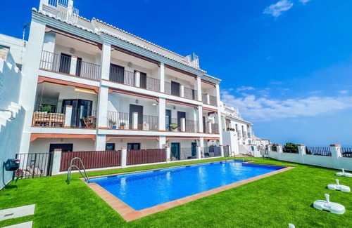 Frigiliana Apartment | Modern 2 bed apartment with pool